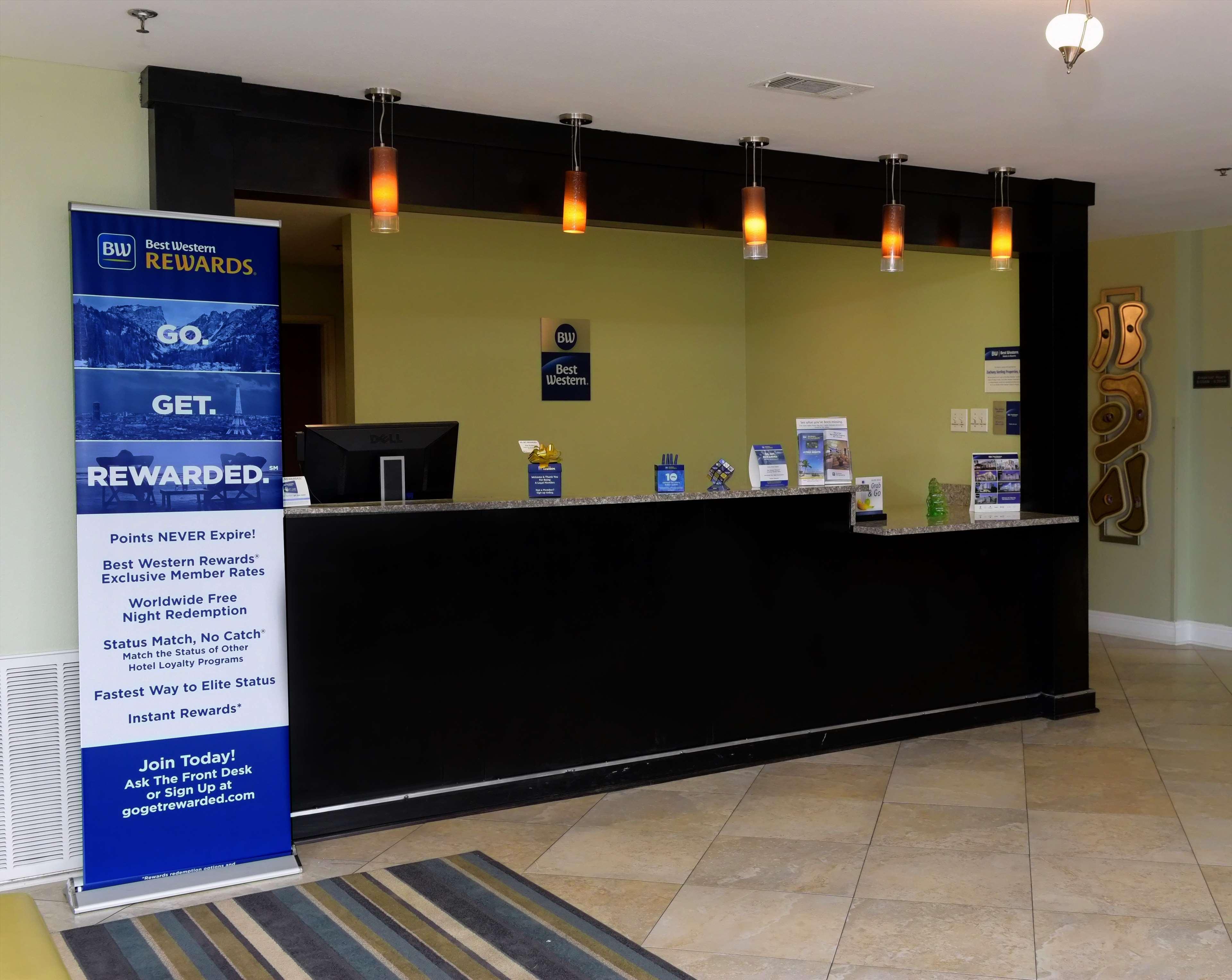 Hotel Western Zachary