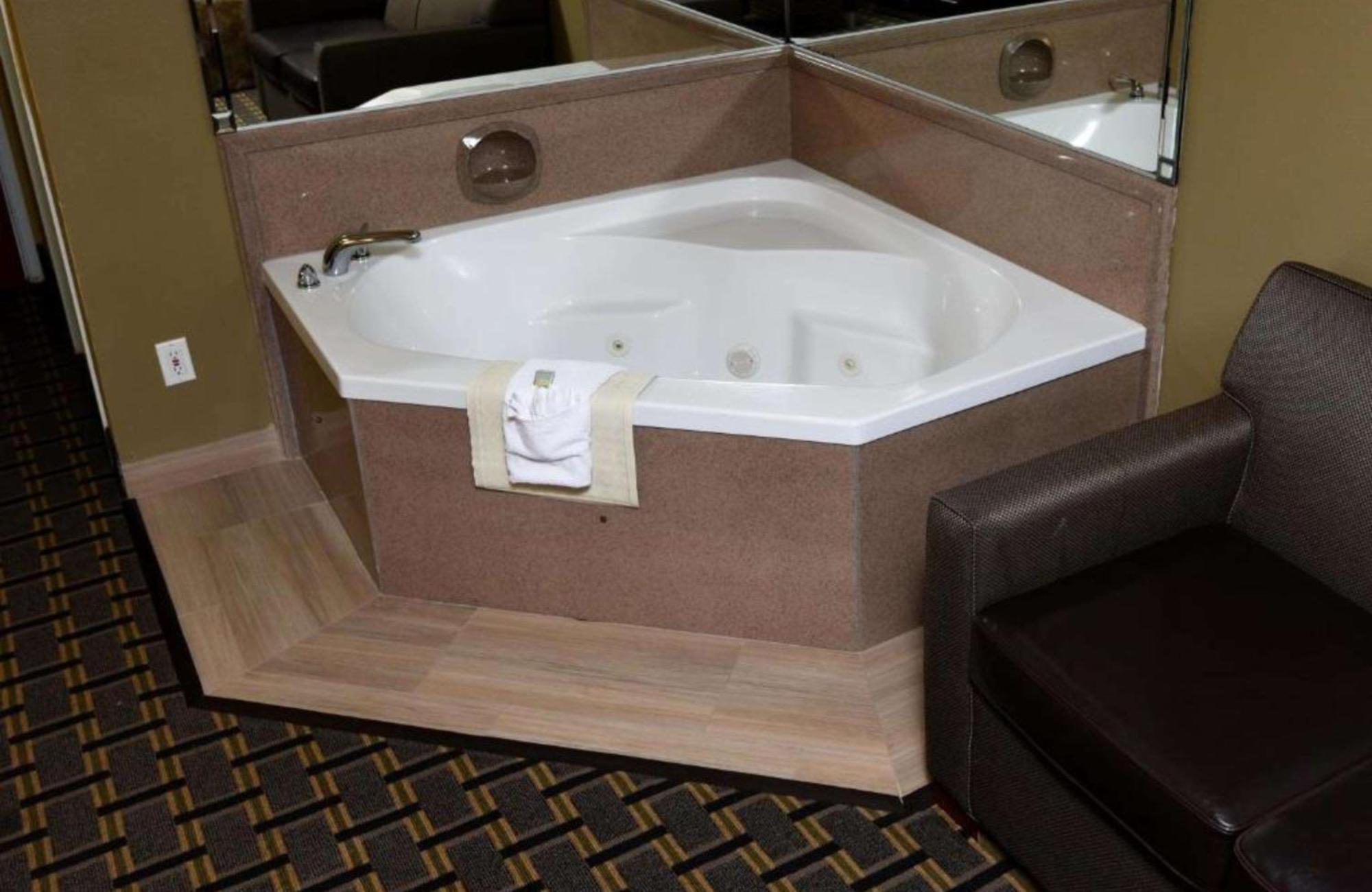 Western Hotel 3*