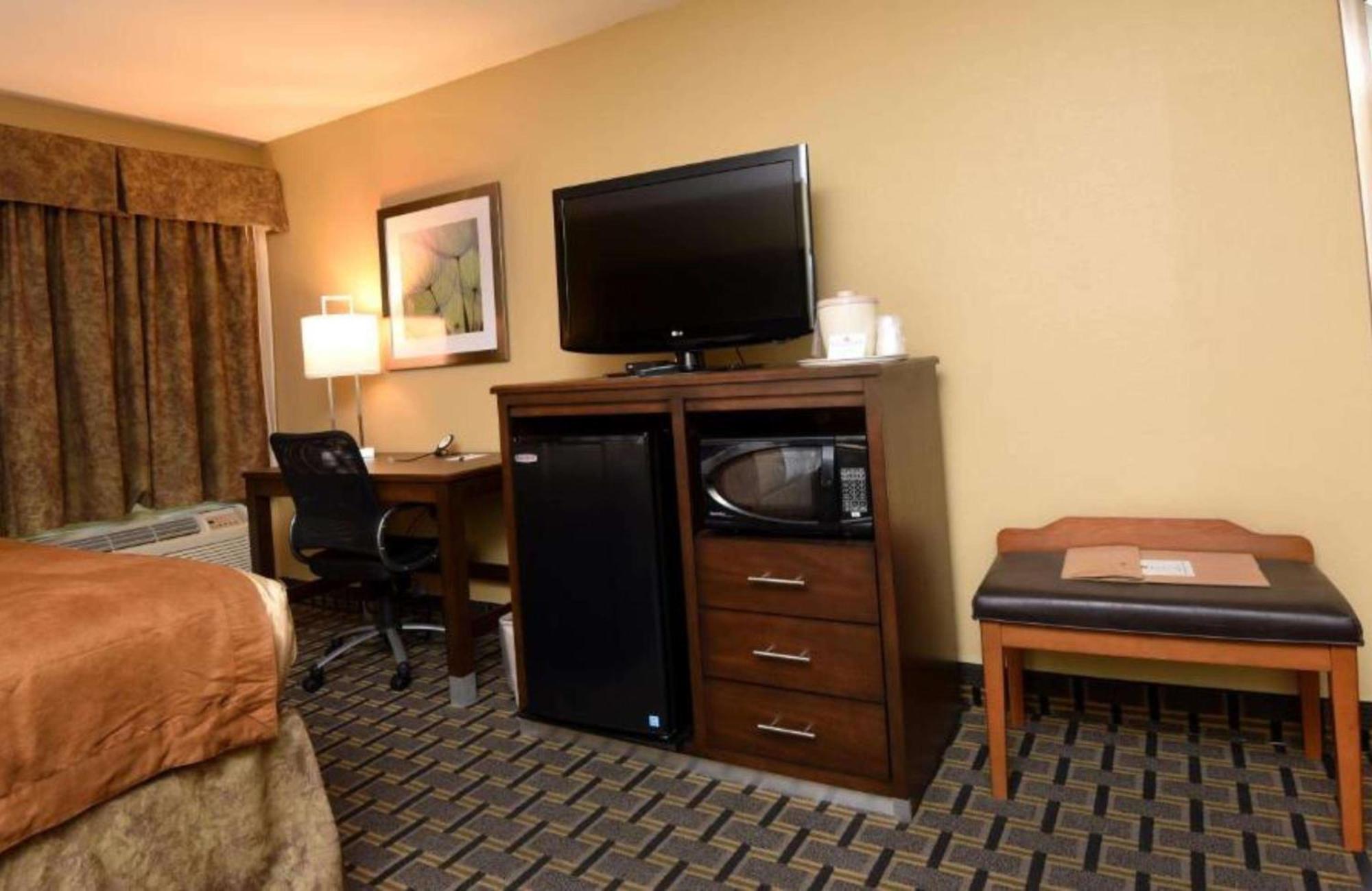 Western Hotel Zachary